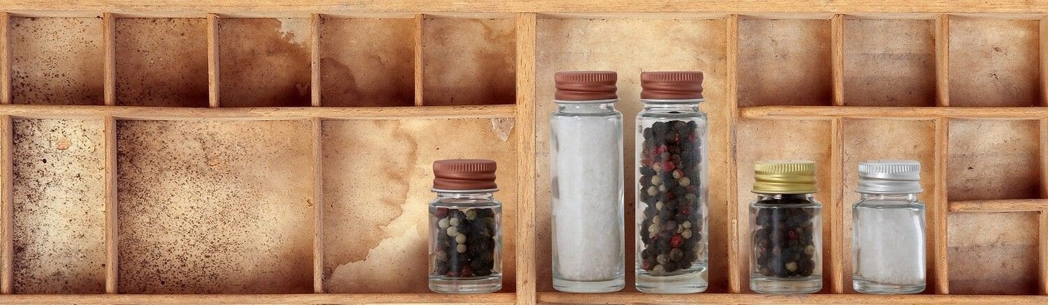 Mini glass jars